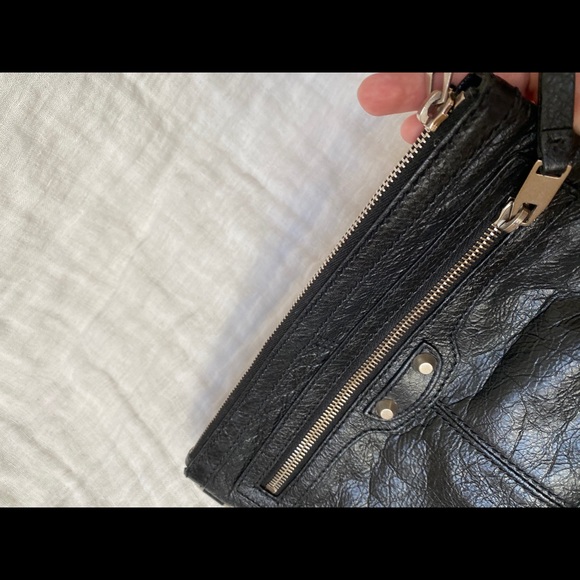 Balenciaga black leather clutch travel bag - Picture 4 of 7